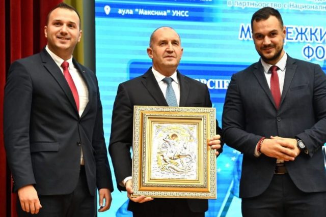 Даниел Парушев, Румен Радев, Ангел Стойков