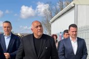 Бойко Борисов, Димитър Николов и Жечо Станокв на инспекция на педиатричната болтица в Бургас