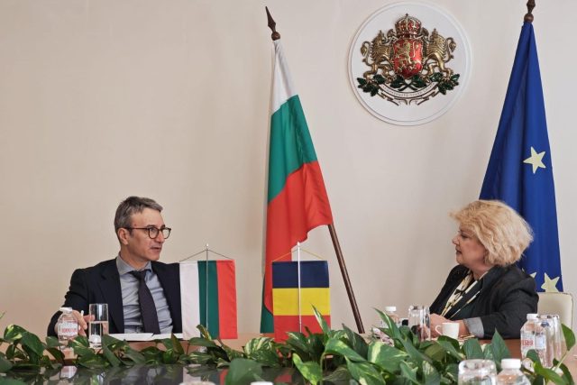Трайков румънски посланик Предеску