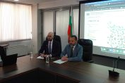 Николай Найденов, Георги Клисурски и Йорден Терзиев отдясно на ляво
