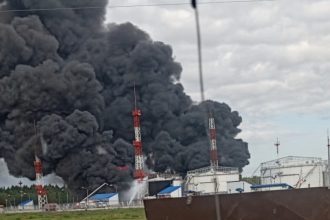украински удари срещу рафинерия край Москва
