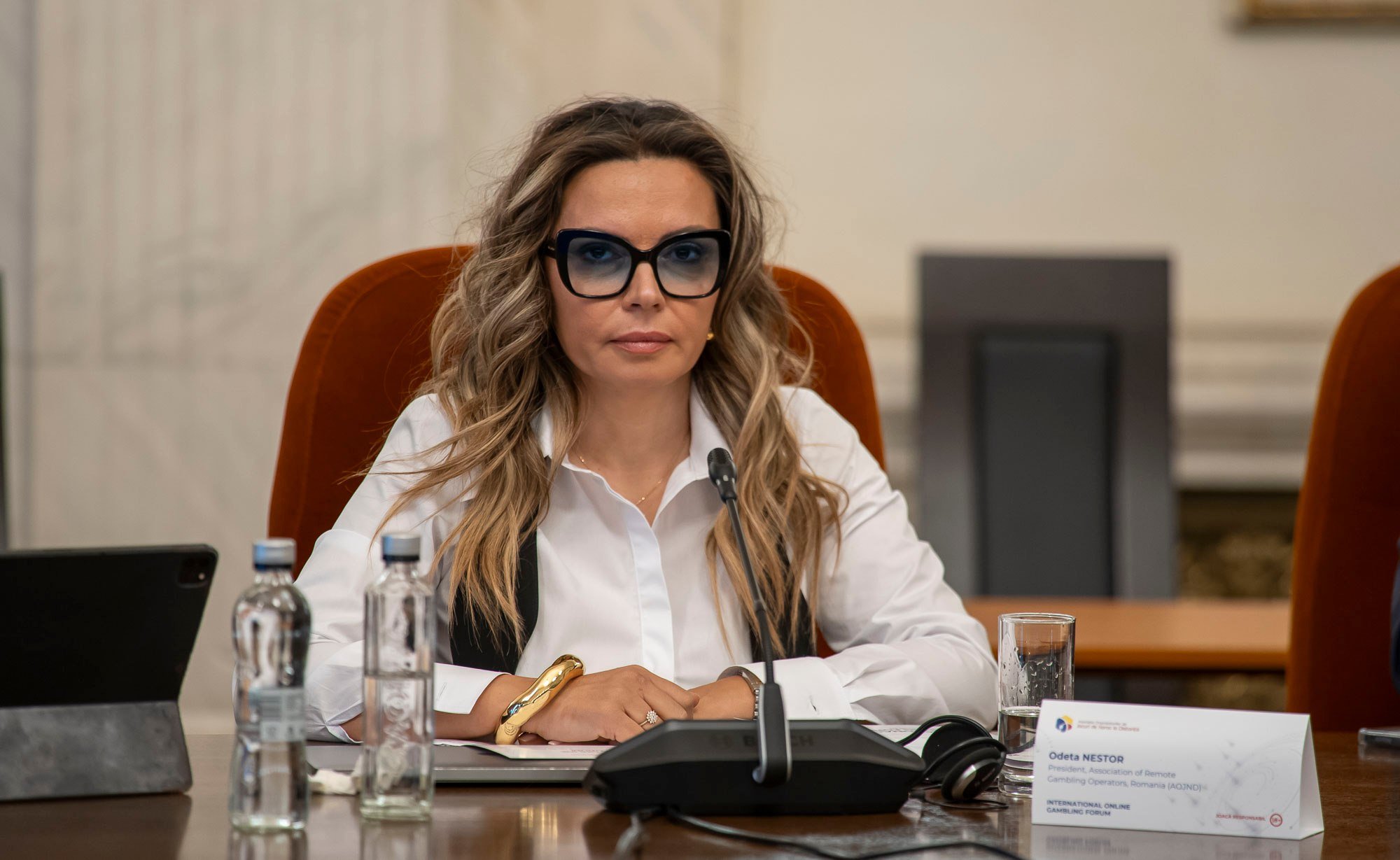 Одета Нестор, хазарт, Румъния