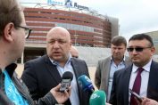 Пламен Манолов, шеф на НСБ, между министрите на спорта Красен Кралев и на вътрешните работи Марин Маринов