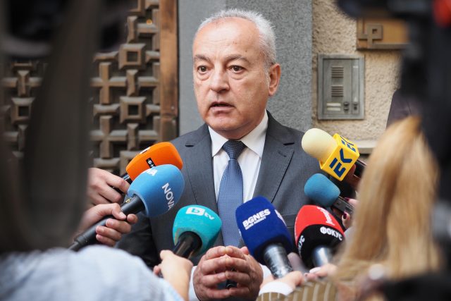 Гълъб Донев