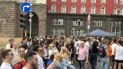 Медици излязоха на протест срещу неизпълнените обещания на властта (снимки)
