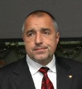 Борисов засега не иска поста на Първанов, а само да натисне кабинета за София 