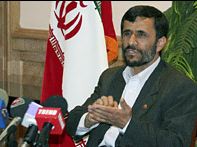 Ахмадинеджад предложи на Буш “ново разрешение”на кризата Иран - САЩ 