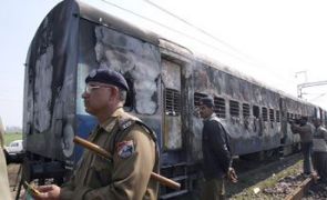 Над 60 души загинаха при терористичен акт срещу индийски влак
