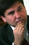 Иван Кръстев: Ограниченията в закона за евровота са спорни  