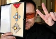 Боно от U2 стана почетен рицар на Британската империя