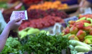 Министър вещае есенна дефлация, ама консервите можело да я объркат
