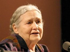 Дорис Лесинг стана нобелов лауреат за литература