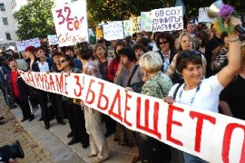 Учителската стачка необратимо се политизира