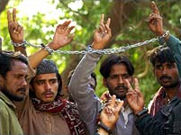 Масови арести на поддръжници на Бхуто в Пакистан