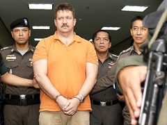 Русия, САЩ и Тайланд спорят кой да съди “търговеца на смърт” Виктор Бут