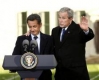 Буш изчетка Саркози като "френския Елвис"