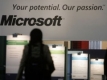 “Майкрософт” обжалва евроглобата за монопол