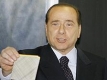 Берлускони печели изборите в Италия