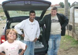 Митове са ромската свръхраждаемост и животът на социални помощи 