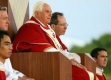 Папа Бенедикт XVI се срещна с жертви на сексуален тормоз от свещеници 