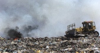 Съдът остави кризисното положение с боклука в София