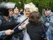 Милицията разпръсна гей парад в Москва