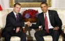 Обама и Медведев заплашиха Иран с по-строги санкции
