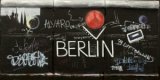 Сладкар измайстори Берлинската стена от шоколад