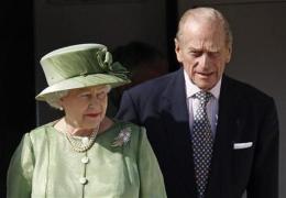 Британската кралица поиска от вестниците да не публикуват снимки на кралското семейство