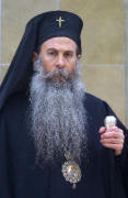 Член на Светия синод оспорва отстраняването на митрополит Симеон