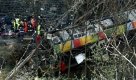 Влак дерайлира заради свлачище в Италия, 11 души загинаха
