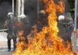 Протестите в Гърция ескалираха в масови безредици