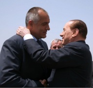 Берлускони се оплакал от опозицията и завидял на Борисов, че каквото каже, го прави