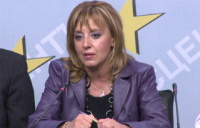Депутат от ГЕРБ към Мая Манолова: "Толкова ли не намерихте един член, който да ви задоволи?“