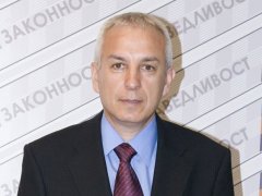 РЗС изключи Тодор Великов за "уронване на партийния престиж"