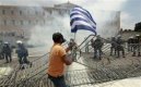 Гръцкият парламент одобри спасителния план