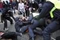 Полицията в Лондон задържа 60 души след протест на националисти