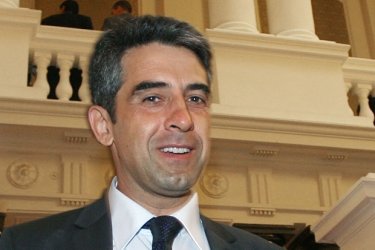 Плевнелиев води, но наказателен вот може да обърка очакванията за победата му