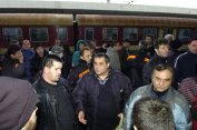 Синдикатите очакват жесток натиск върху протестиращите железничари
