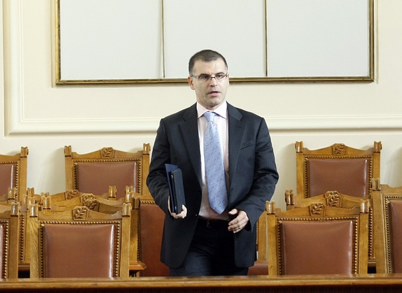 Дянков определи като добра политиката по доходите на правителството