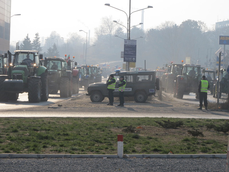 170 селскостопански машини се готвят да влязат в София. Снимка БГНЕС