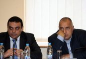 Борисов заплаши с уволнение всеки министър, бавещ е-управлението