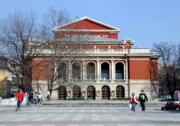 Нов ремонт на Русенската опера след направен вече за над 1 млн. лв