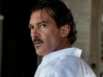 Антонио Бандерас в кадър от филма "Мокри поръчки"