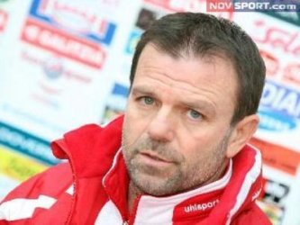 Стойчо Младенов е новият треньор на армейците, Дуци напуска