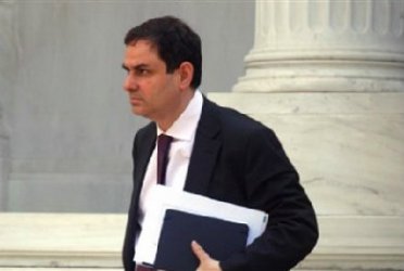 Филипос Сахинидис е новият финансов министър на Гърция