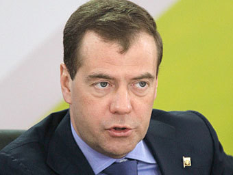 Медведев подписа закон, облекчаващ регистрирането на политически партии