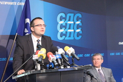Мартин Димитров ще подаде оставка, ако СДС остане извън Синята коалиция