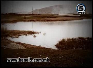 Кадър от предаването на телевизия Канал 5 Скопие. 