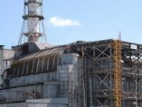 Строежът на саркофаг над чернобилския реактор започна 26 г. след аварията